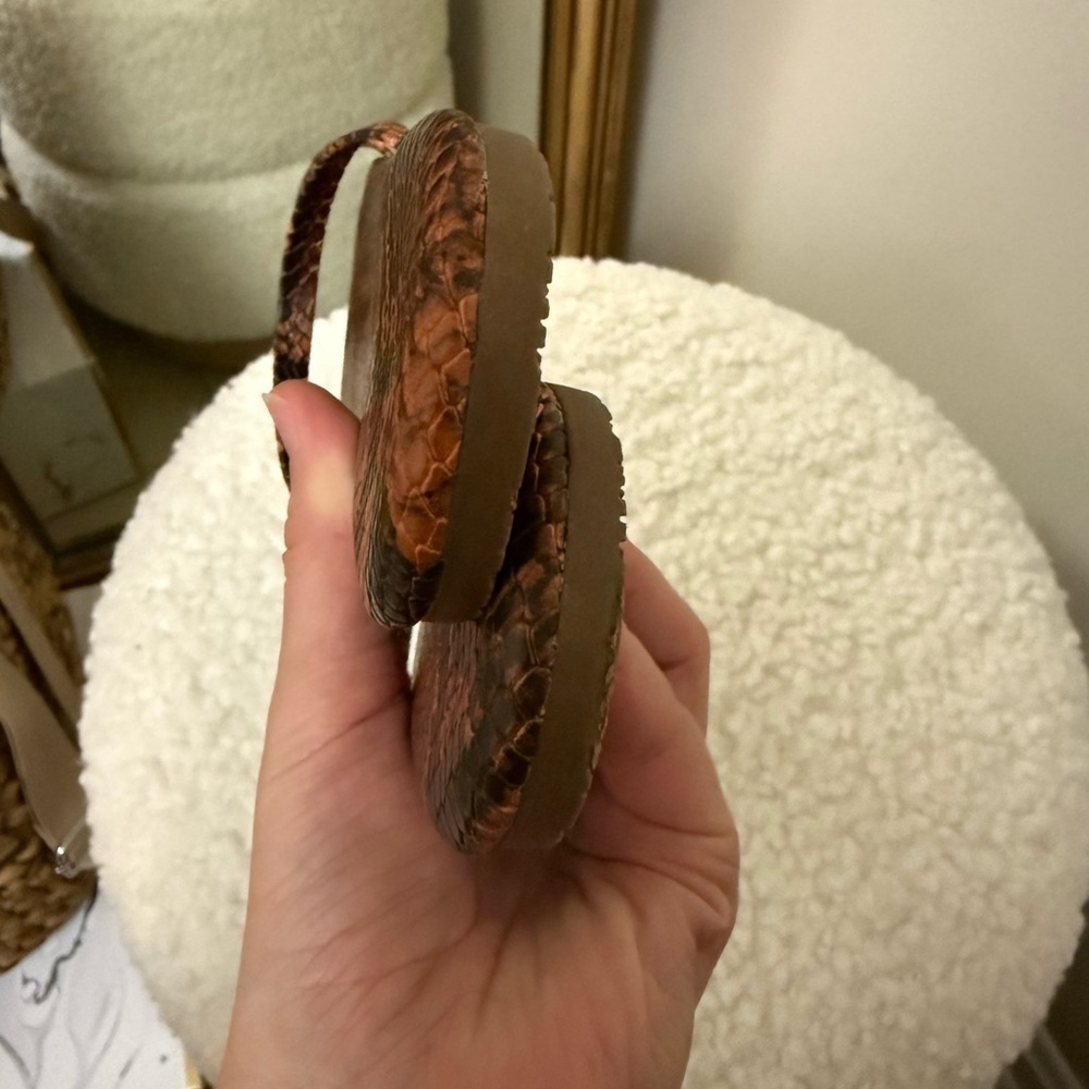 TKEES® & Madewell Gemma Vegan Leather Sandals Snake Embossed NEW w/o tags - Picture 4 of 7